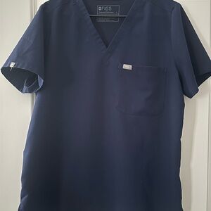 Figs Women’s navy blue scrub top